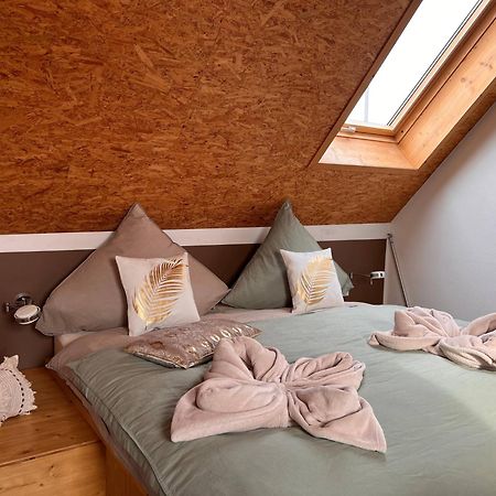 Seeglueck Seegold - Moderne Maisonette-Wohnung Mit Balkon Und Parkplatz In Seenaehe In Konstanz-Dingels-Dorf Екстер'єр фото
